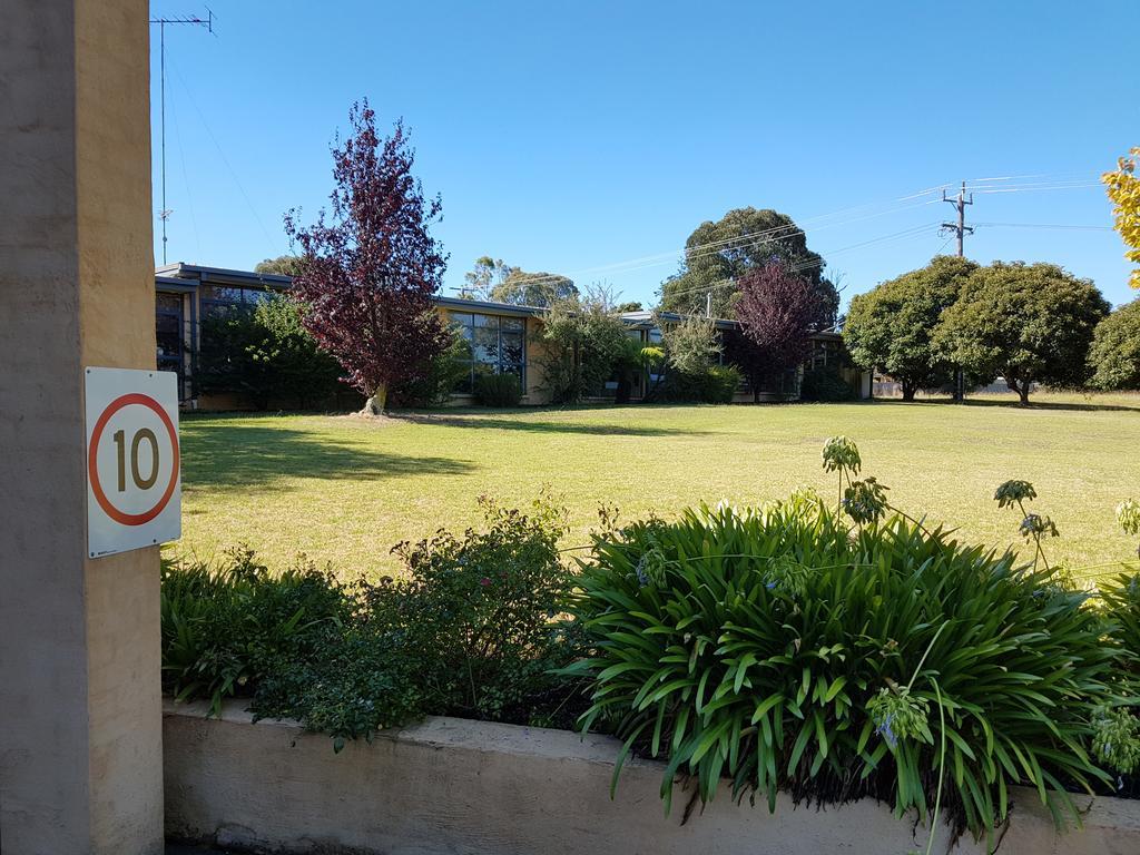 Motel Traralgon Esterno foto