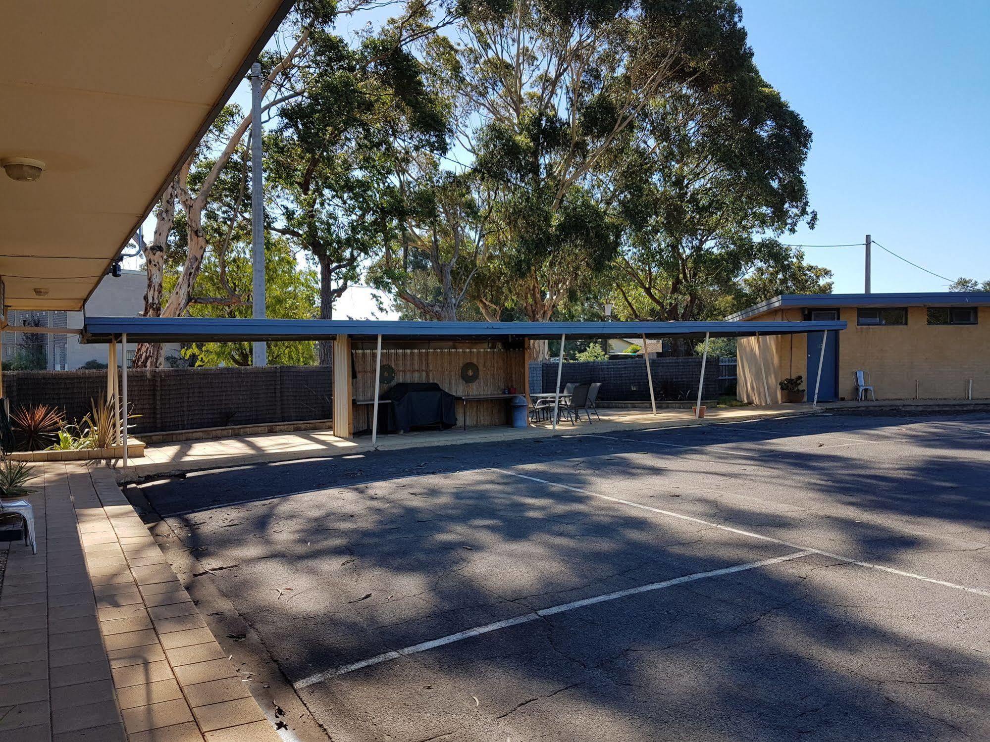 Motel Traralgon Esterno foto
