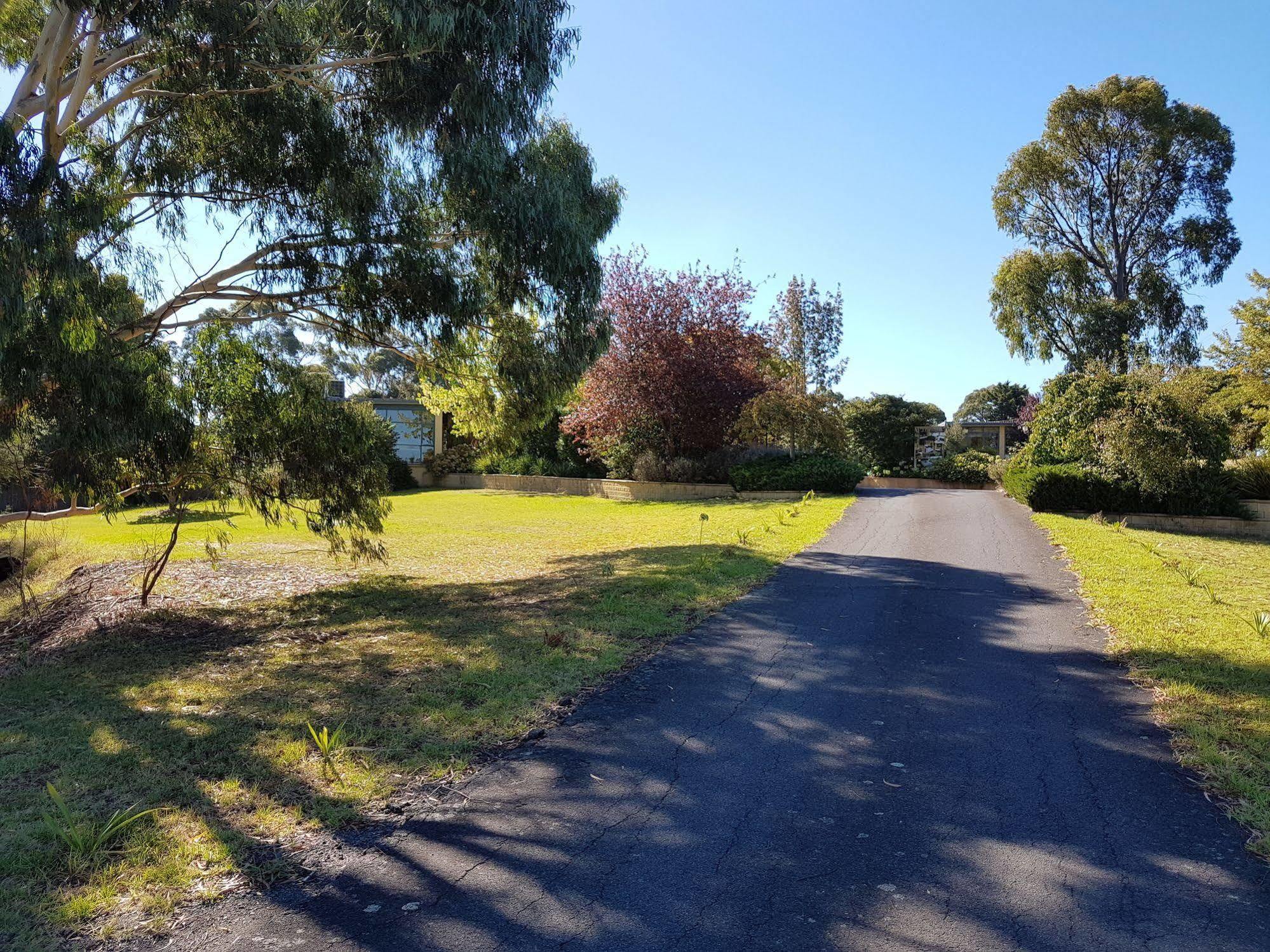 Motel Traralgon Esterno foto