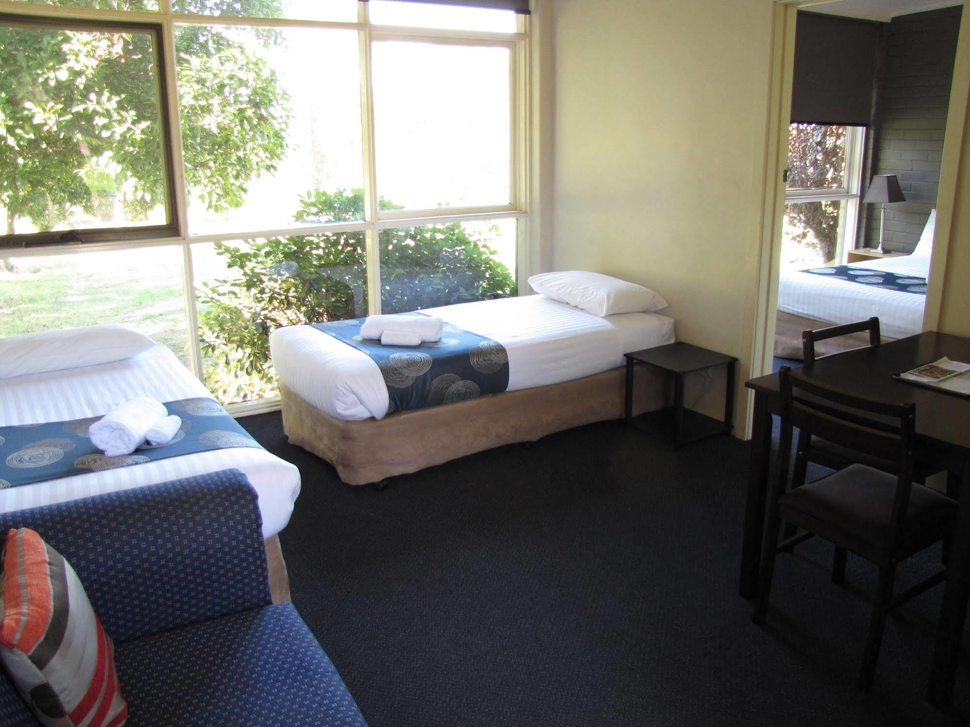 Motel Traralgon Esterno foto